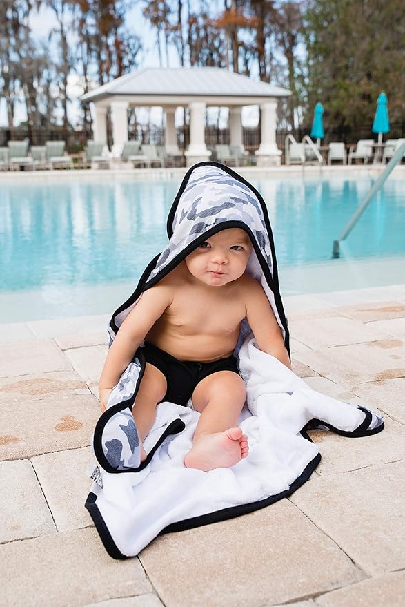 Copper Pearl Premium Knit Hooded Bath Towel Gunnar