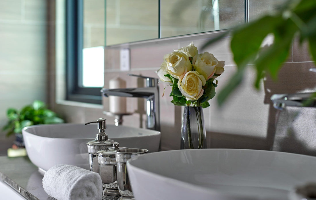 The Art of the Entryway: Using Home Décor Accents