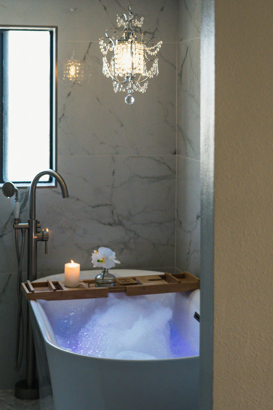 The Best Essential Oils to Pair with Your Nighttime Bubble Bath