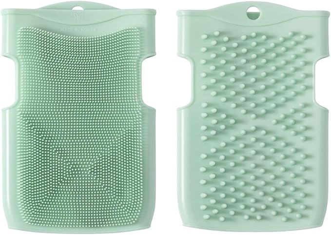 Innobaby Double Sided Silicone Massage Mitt Bath Scrubber Shower Brush & Scalp Massager/Mint