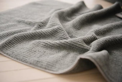 Cozy Earth Ribbed Washcloth Set - 60% Cotton 40% Viscose from Bamboo Bathroom Washcloths - Soft & Absorbent Textured Ribbed Pattern - 4 Pack Charcoal
