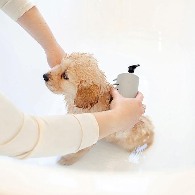 Puppy Love Gentle Bath & Grooming Set by Veterinary Formula & Tweezerman – Tearless Puppy Shampoo with 2-in-1 Bath Brush & Large Slicker Brush – Complete Bath Kit for Medium & Large Dogs & Puppies