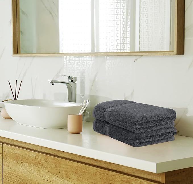 Utopia Towels 8 Piece Luxury Towel Set – Majestic Plush, Super Absorbent & Quicker-to-Dry, Thick 100% Ring Spun Cotton Towels for Bathroom, Spa & Hotel – 2 Bath, 2 Hand, 4 Washcloths, Grey