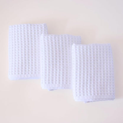 PÜSKÜL Organic Waffle Hand & Kitchen Towel 100% Turkish Cotton Set of 3 White - Premium Hotel Quality, Soft, Quick-Dry, Absorbent, Lint-Free Hand Towels 32X16 Inches (3, White)