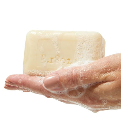 Beekman 1802 Pure Palm-Sized Bar Soap - Fragrance Free - 3.5 oz - Cleanses, Nourishes & Hydrates - Microbiome Friendly - No Irritation - Good for Sensitive Skin - Packaging May Vary