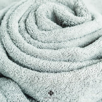 Hencely Premium Bath Towel Set of 4-28x58 Inches - High Absorbency, Quick Drying - 100% Soft Turkish Cotton Towels - Ideal for Home, Bathroom, Hotel, Spa, and Gym - Light Green
