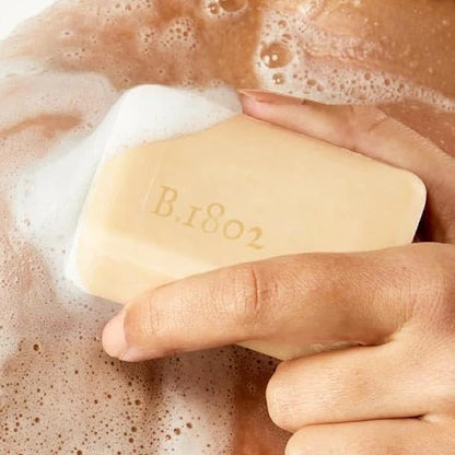 Beekman 1802 Goat Milk Body Soap Bar, Sunshine Lemon - Scented - 3.5 oz - Nourishes, Moisturizes & Hydrates - 100% Vegetable Soap with Lactic Acid - Good for Sensitive Skin - Cruelty Free
