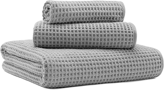 New Microfiber Waffle Bath Towels, 3 Pieces, Oversized, Soft, Absorbent, Fast Drying, Lint Free, Includes Bath, Face and Hand Towels (Silver)