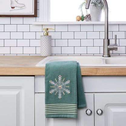 SKL Home Christmas Winter Snowflake Hand Towel Set, Green (2-Pack)