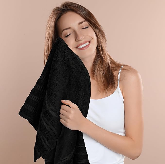 Utopia Towels 4 Pack Premium Extra Large Bath Towels Set, (30 x 60 Inches) 100% Ring Spun Cotton 500GSM, Lightweight and Highly Absorbent Quick Drying Towels, Perfect for Daily Use (Black)