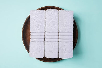 Utopia Towels 8 Piece Premium Towel Set, 2 Bath, 2 Hand, and 4 Washcloths, 100% Ring Spun Cotton, Highly Absorbent Towels for Bathroom, Sports, and Hotel, White