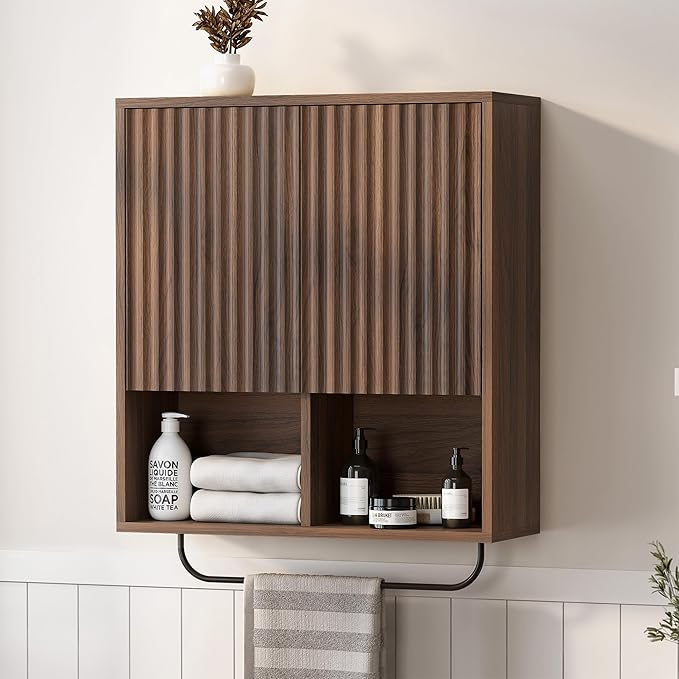 Bathroom Wall Cabinet, Fluted Wooden Medicine Cabinet Storage with 2 Doors, Adjustable Shelf and Towels Bar, Modern Wall Mount Large Floating Cabinet for Kitchen Laundry Room Brown