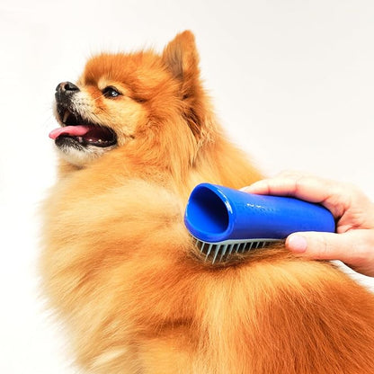 Pet Teezer De-Shedding Dog Brush by Tangle Teezer, Dog Grooming Tool for Short Haired Breeds and Wet or Dry Fur, Small, Navy & Sky Blue
