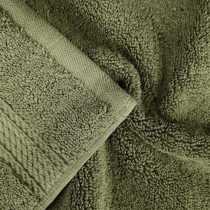 Superior Egyptian Cotton Pile 8 Piece Towel Set, Includes 2 Bath, 2 Hand, 4 Face Towels/Washcloths, Ultra Soft Luxury Towels, Thick Plush Essentials, Guest Bath, Spa, Hotel Bathroom, Forest Green