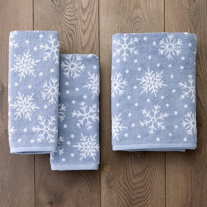 SKL Home Christmas/Winter Scattered Snowflakes 100% Cotton Premium Bath Towel, 500 GSM, Soft & Absorbent, Reversible Jacquard, Decorative, Blue/White