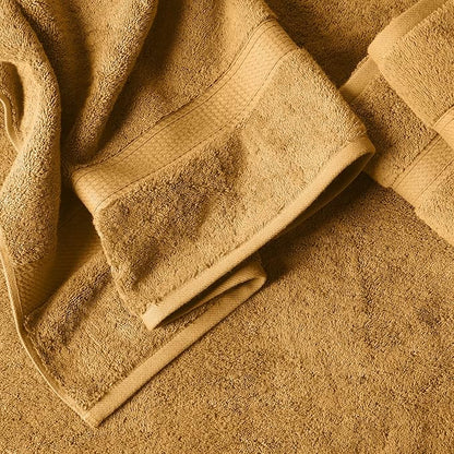 Superior Egyptian Cotton Pile 6-Piece Towel Set, Includes 2 Bath, 2 Hand, 2 Face Towel/Washcloth, Heavyweight, Ultra Soft Luxury Towels, Thick Plush Essentials, Guest Bath, Spa, Hotel Bathroom, Gold