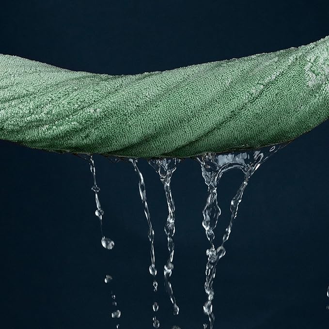 POLYTE Ring Spun Microfiber Oversize Quick Dry Lint Free Bath Towel, 60 x 30 in, Pack of 2 (Green)